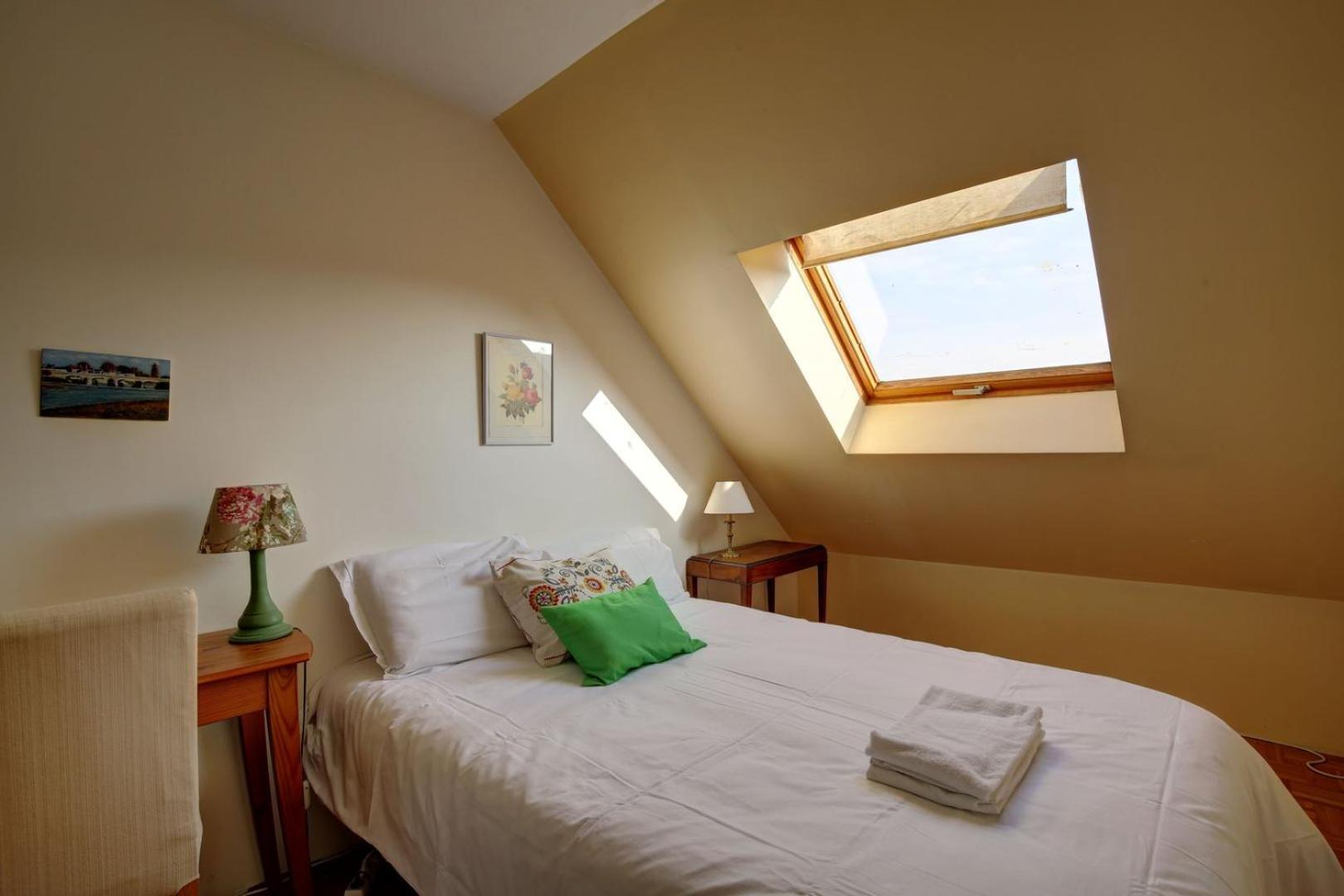 Spacious T2 Apt In City Center. アンボワーズ エクステリア 写真
