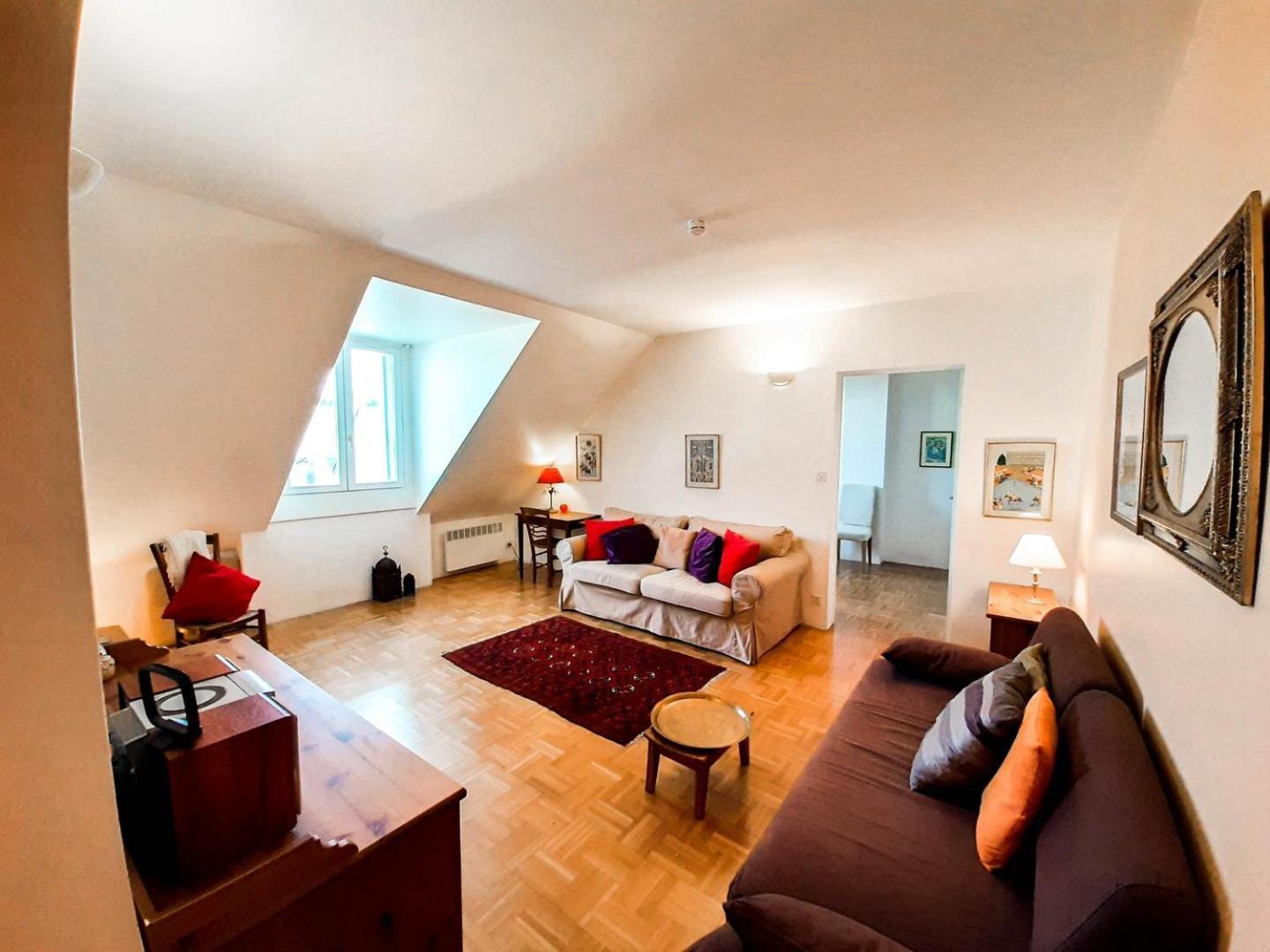 Spacious T2 Apt In City Center. アンボワーズ エクステリア 写真