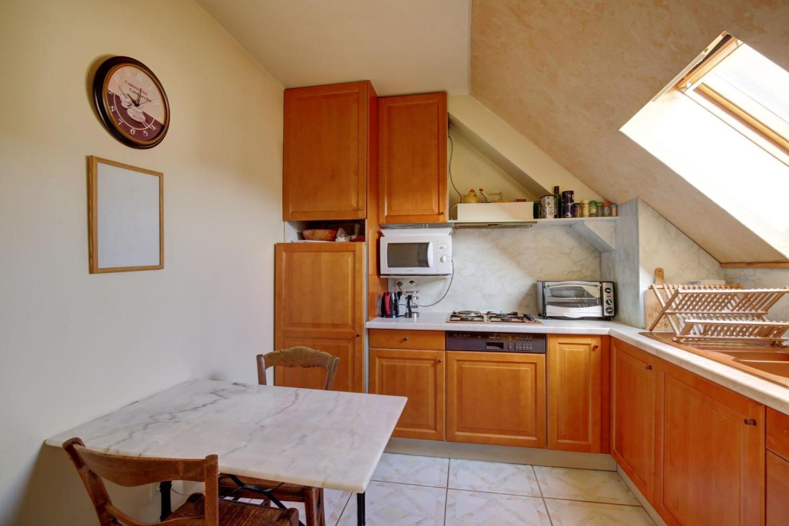 Spacious T2 Apt In City Center. アンボワーズ エクステリア 写真